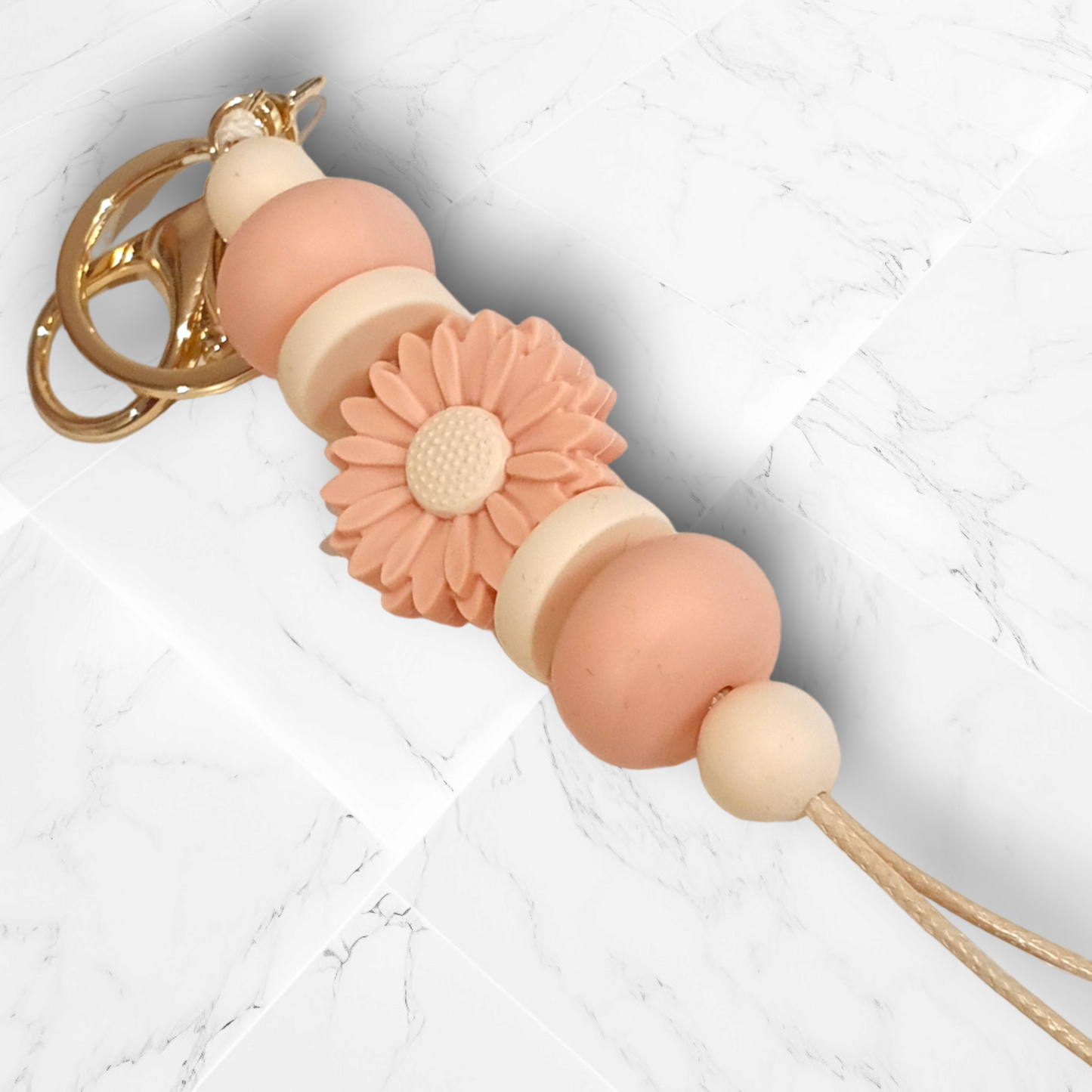 Peach and Cream Daisy Silicone Beaded Keyring | Bag Tag