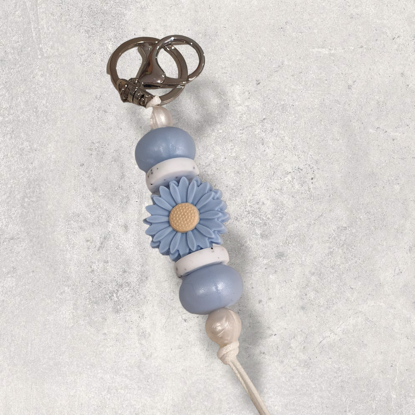 Large Daisy Silicone Beaded Keyring | "Pearl Blue" Collection | Bag Tag Keyring Lanyard
